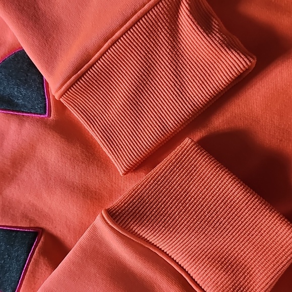 Under Armour Semi Fitted Large Logo Orange Pullover Sweatshirt Womens Size Large - Picture 9 of 14